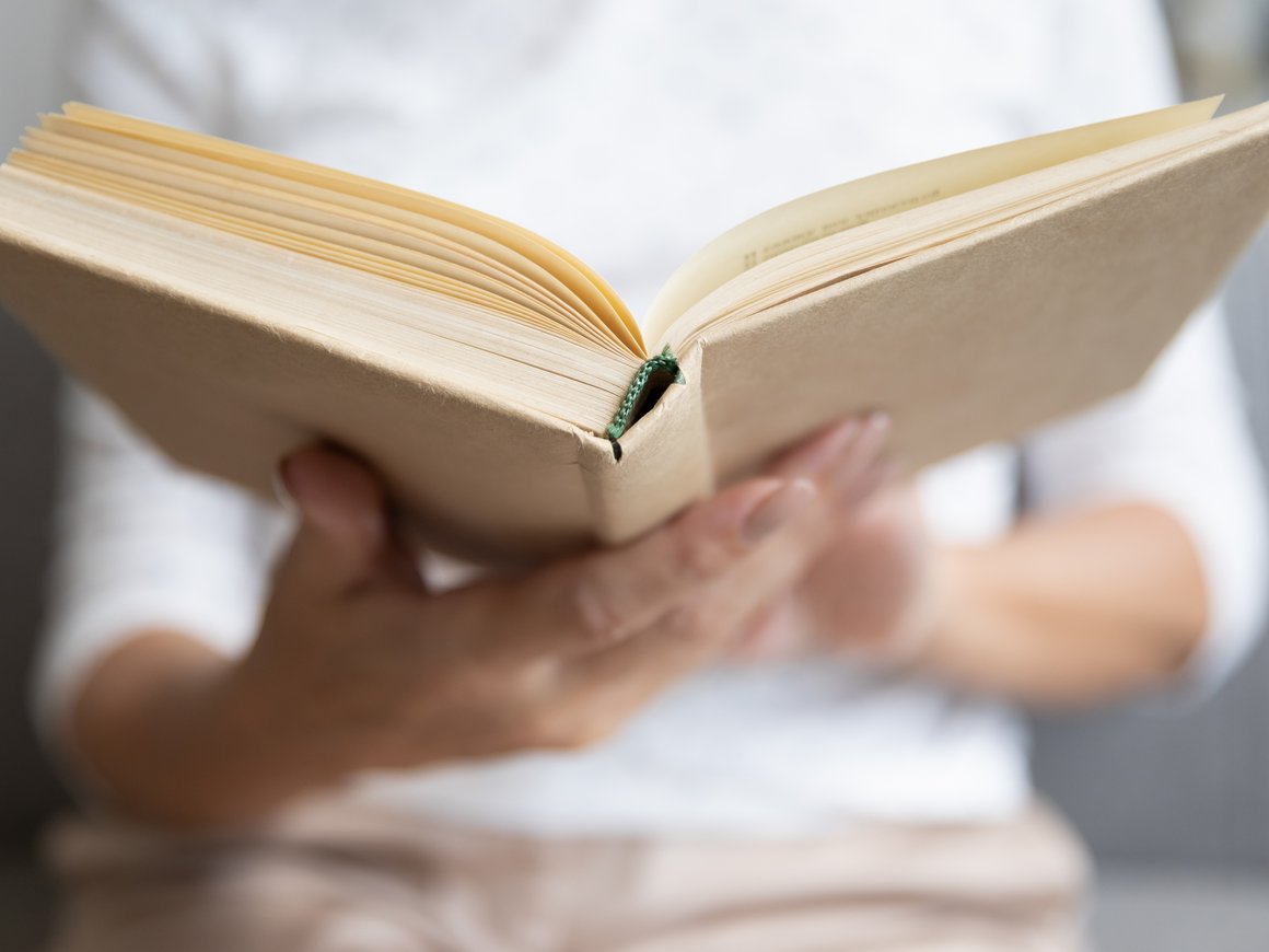 Чтение, головоломки и ведение дневника снижают риск деменции?