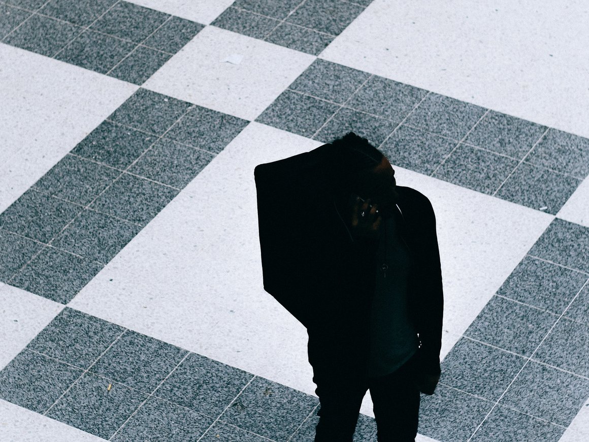 Прогноз по рынку доставки продуктов питания понижен, ветеринары столкнулись с нехваткой иностранных вакцин