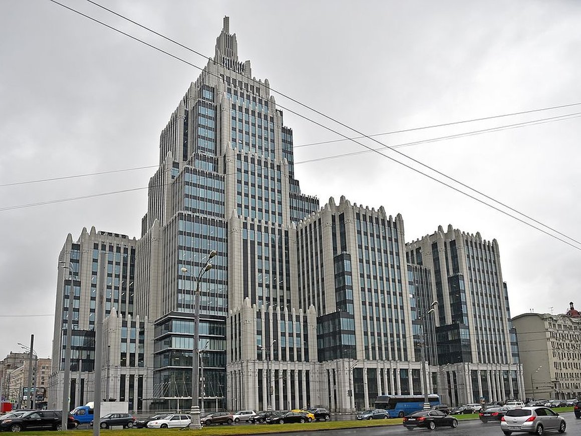 «Газпромбанк» вышел из капитала «Мегафона»