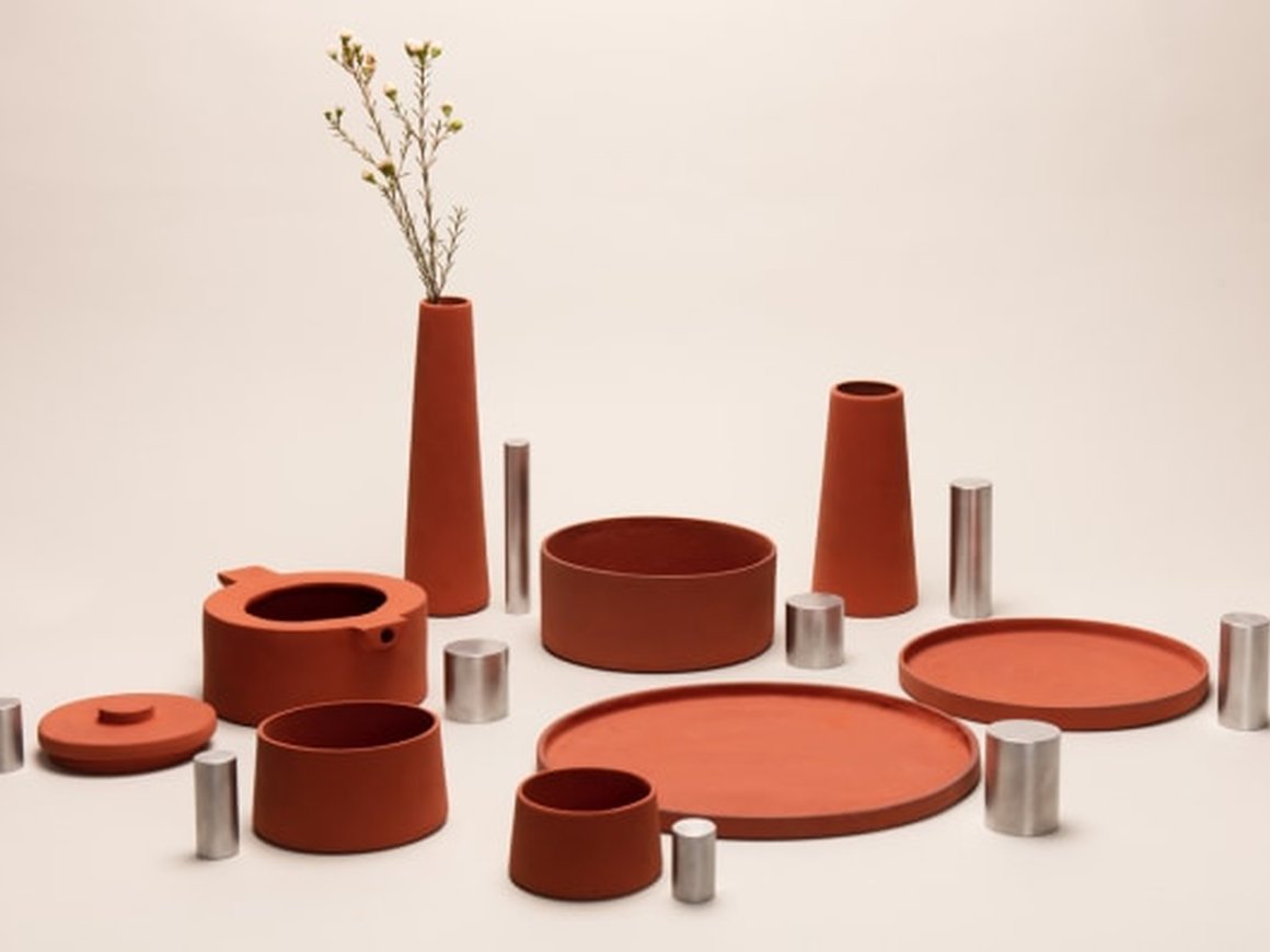 Британские студенты научились производить посуду из токсичных отходов