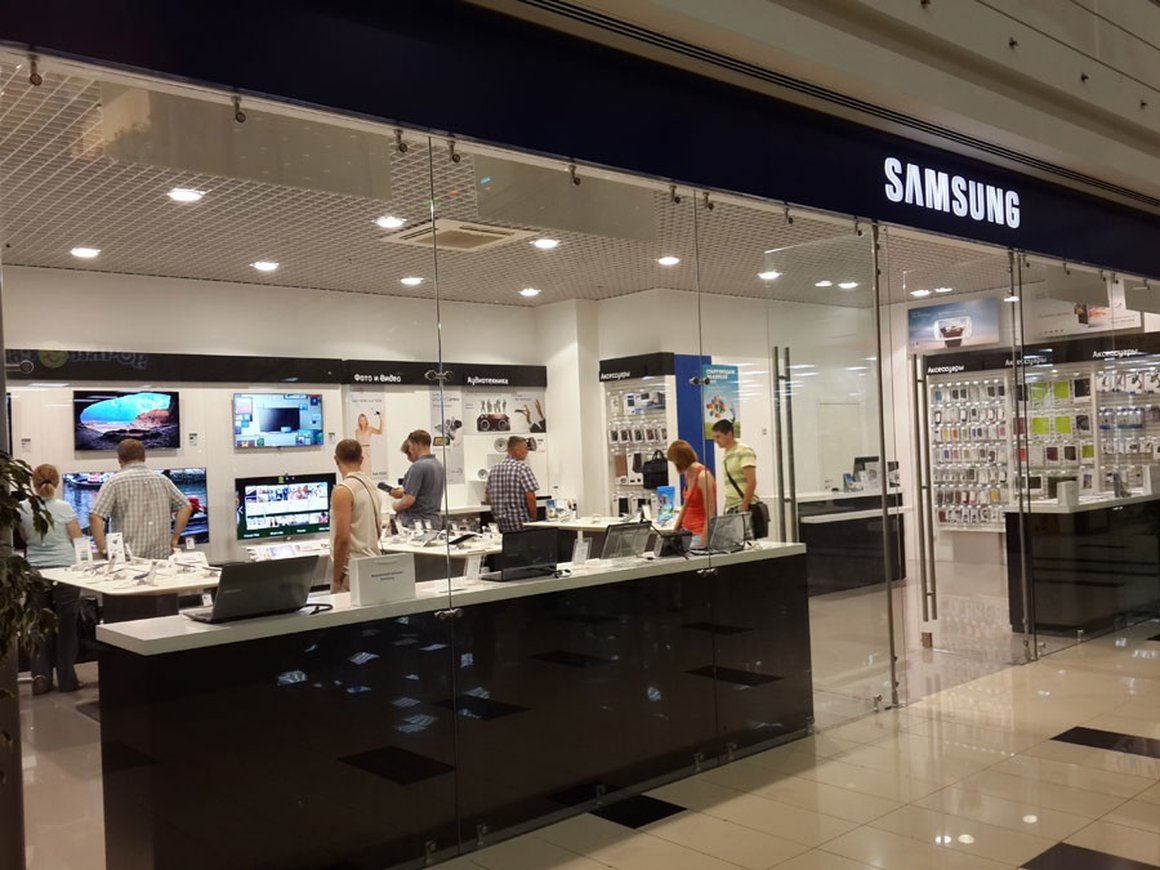 Samsung позволил обменивать смартфоны по trade-in в России без похода в магазин