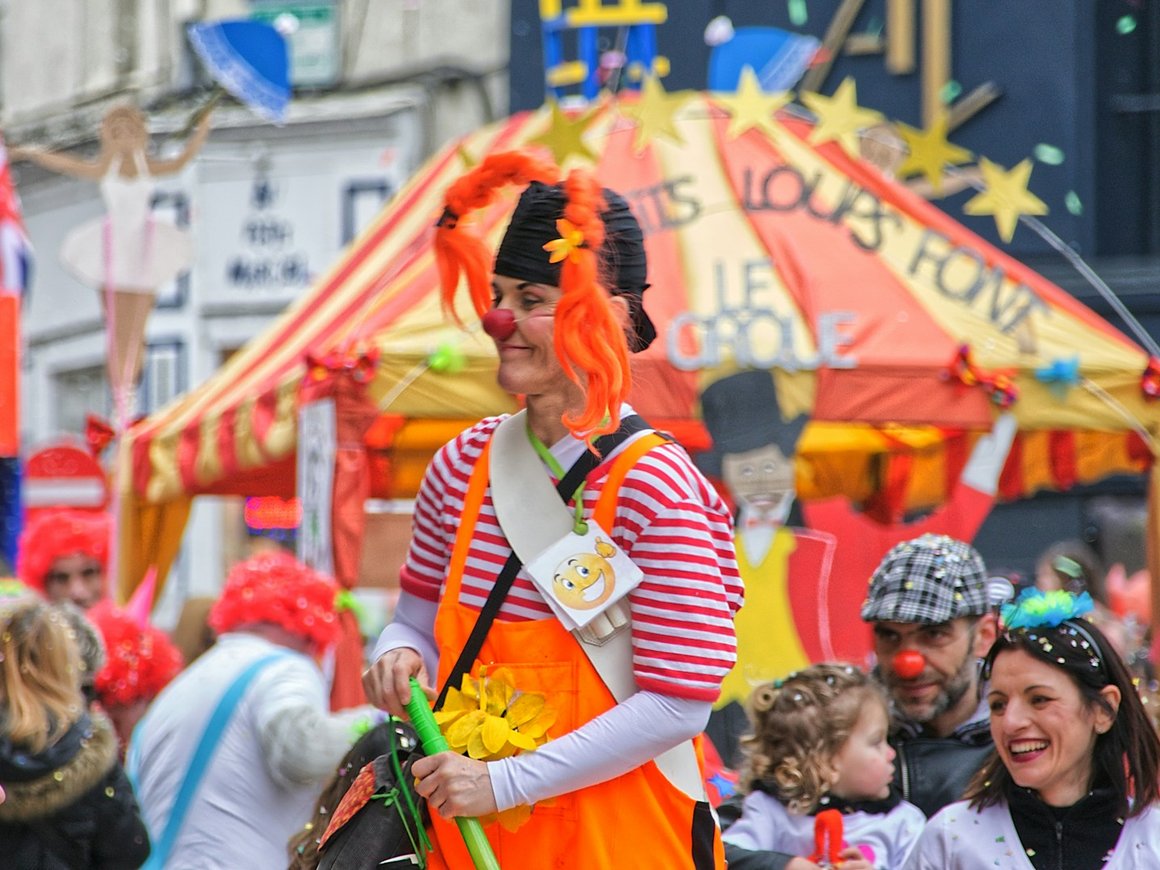 «МТС Live» откроет свой театр клоунады