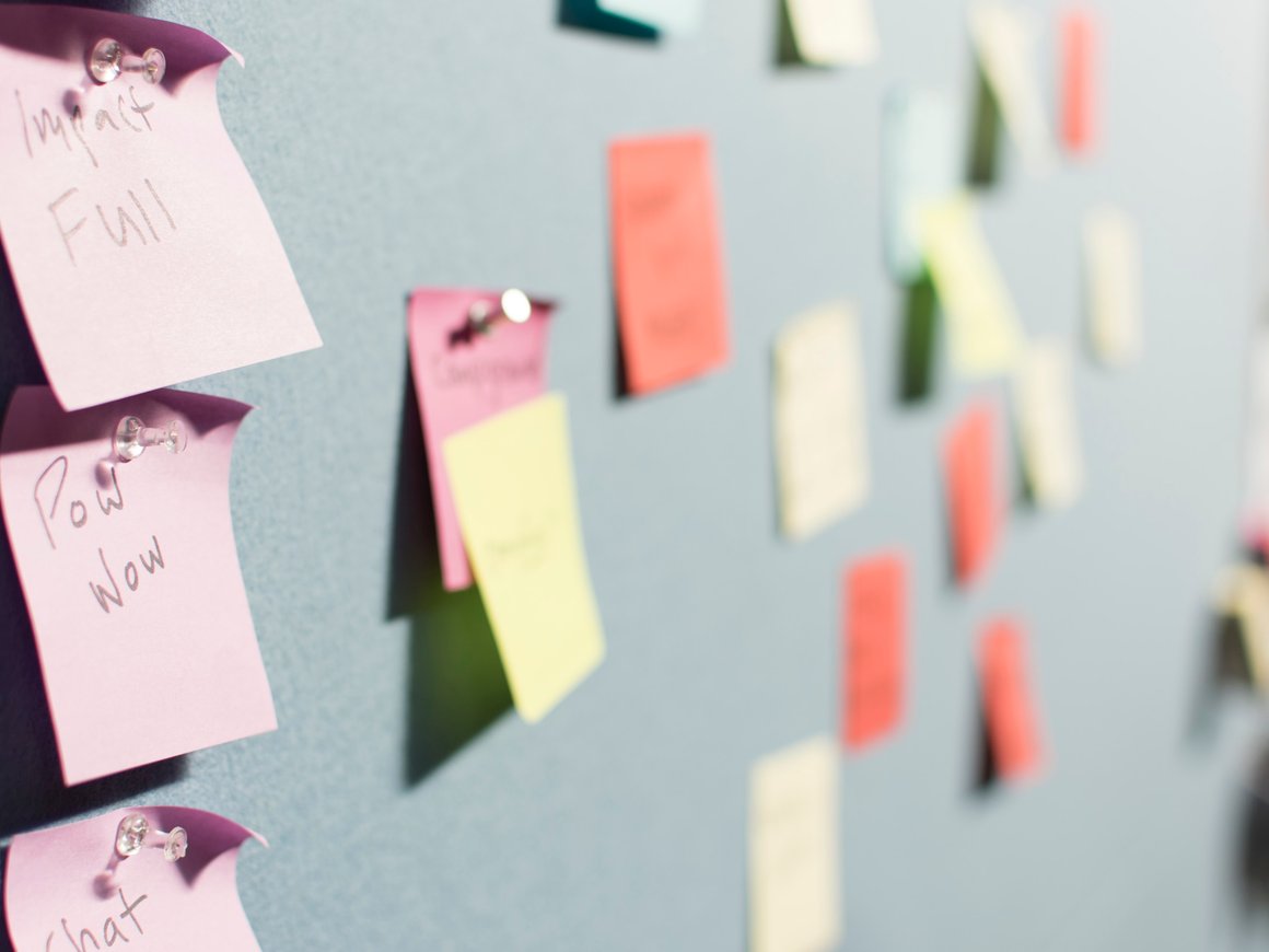 Собственная маркетинговая команда или стороннее агентство: что эффективнее для малого бизнеса