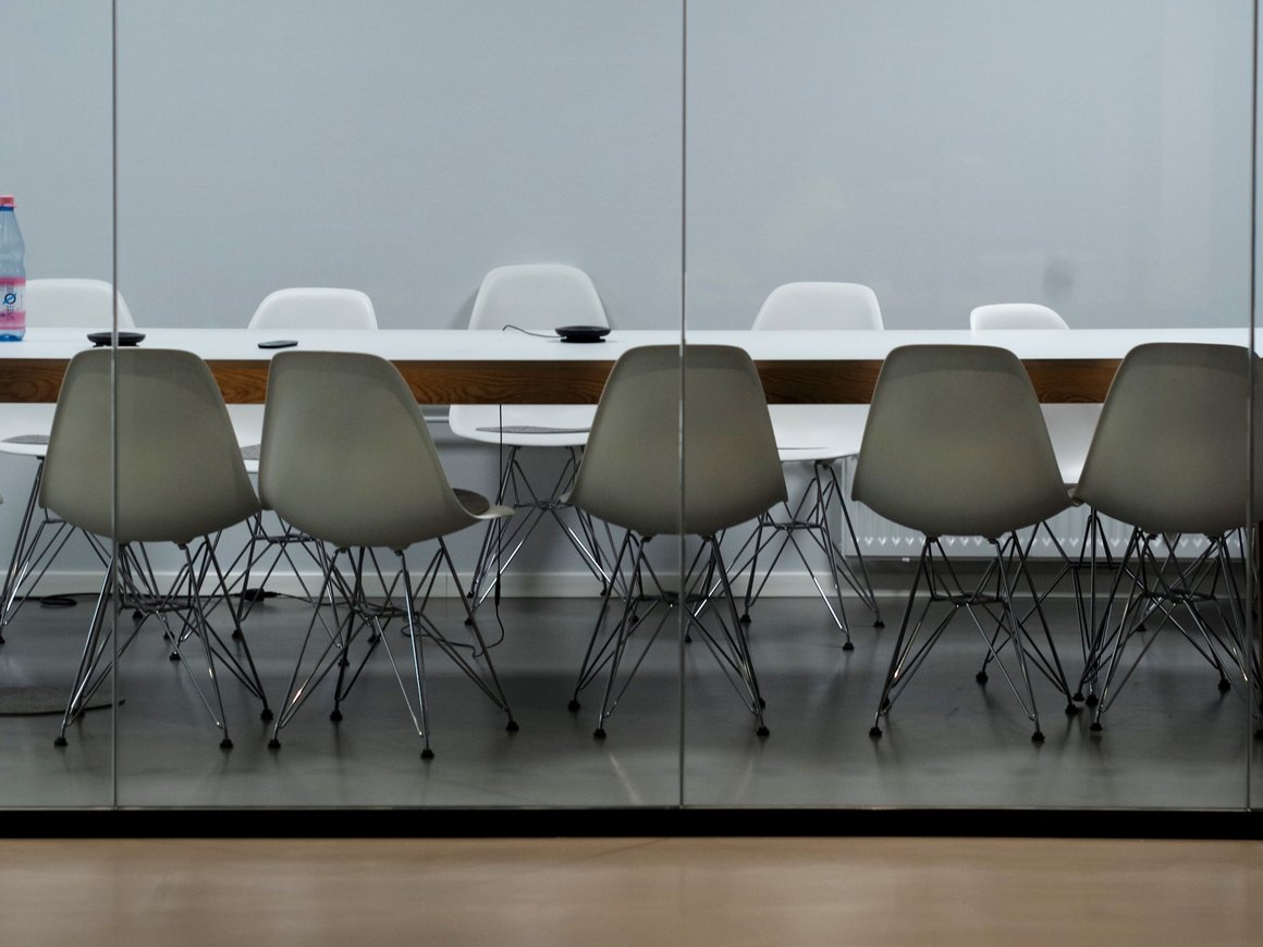 За 2022 год безработица в России снизилась почти на 30%