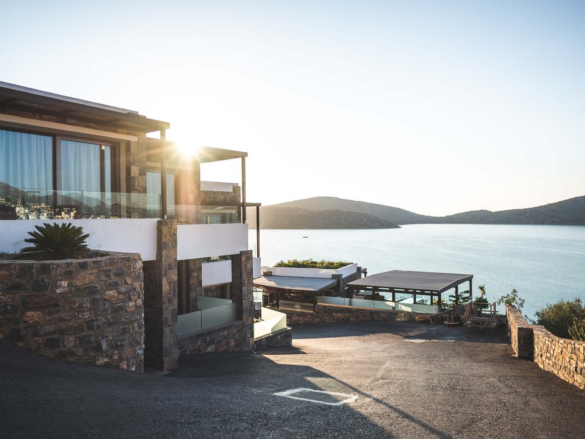 Коллекторы составили портрет состоятельных должников с заграничной недвижимостью