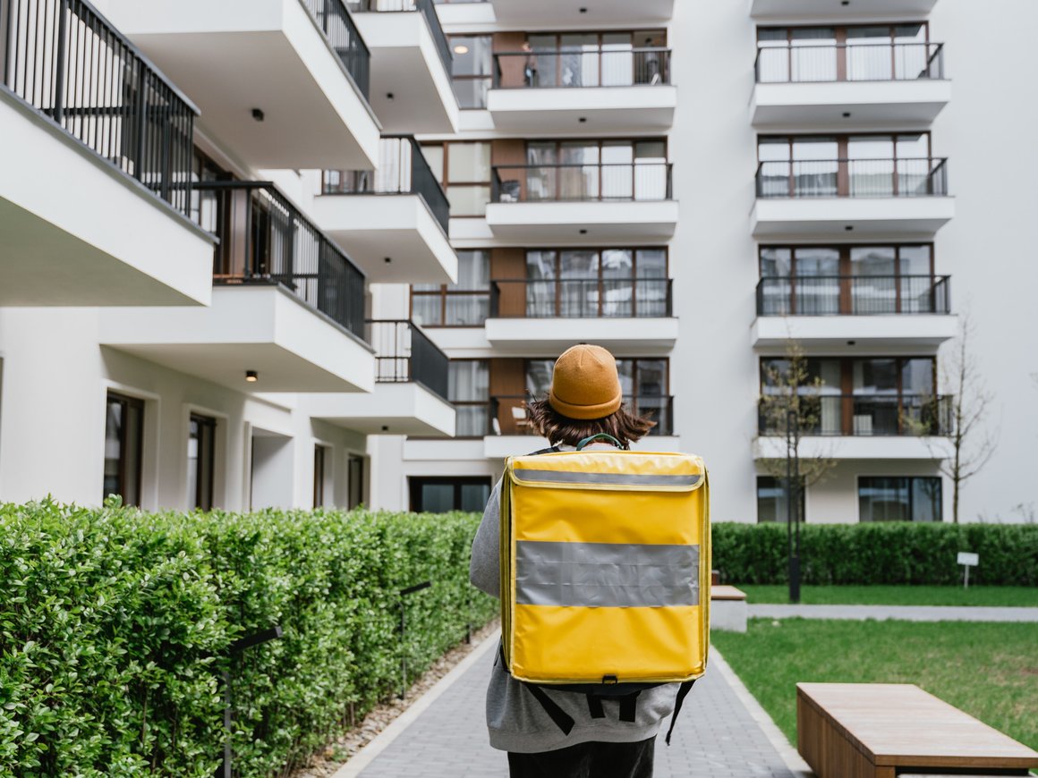 «Вкусвилл» начал регистрацию бренда «Вкусмил» для услуг доставки