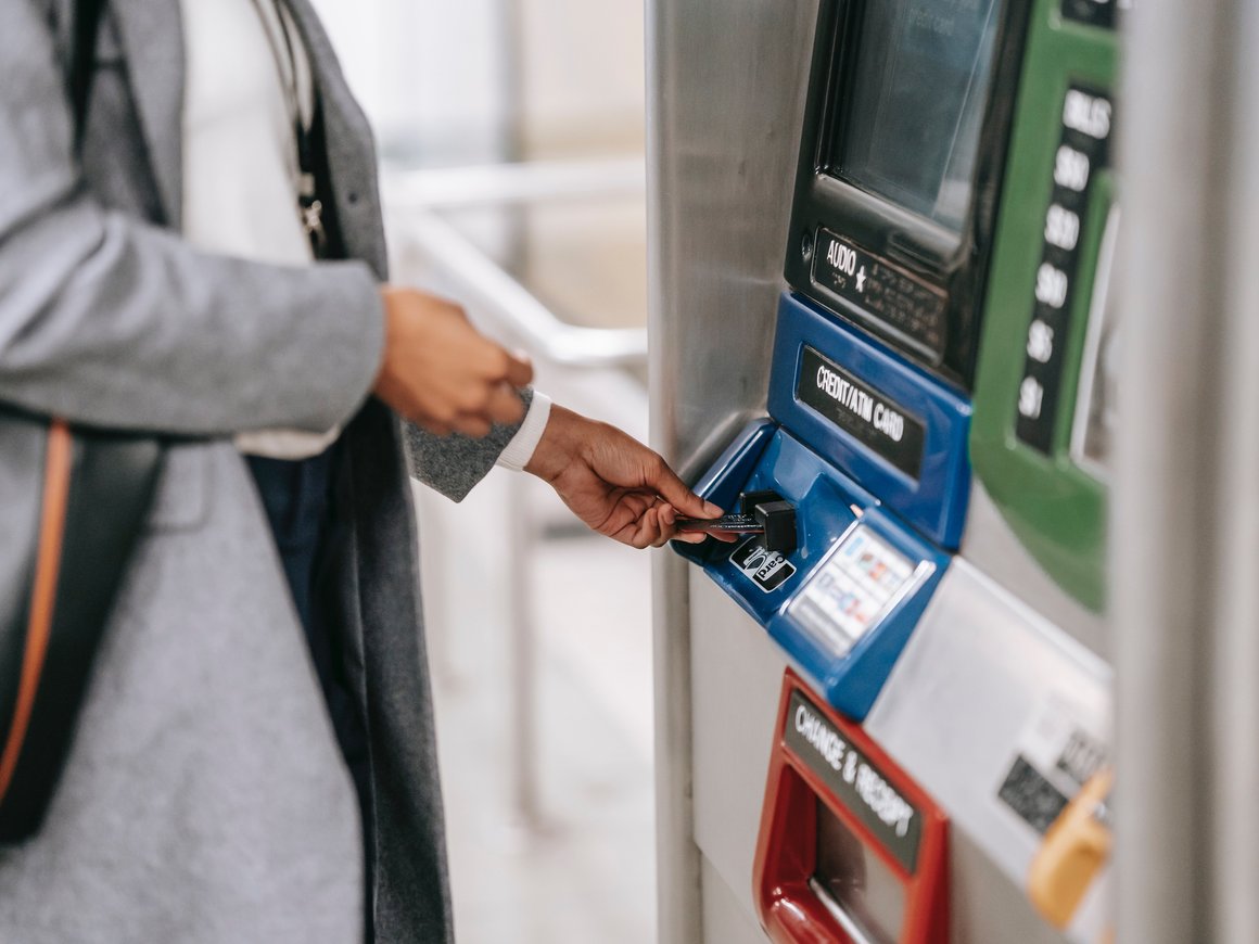 Греф спрогнозировал чистую прибыль Сбербанка в 2021 году на уровне 1,2 трлн рублей