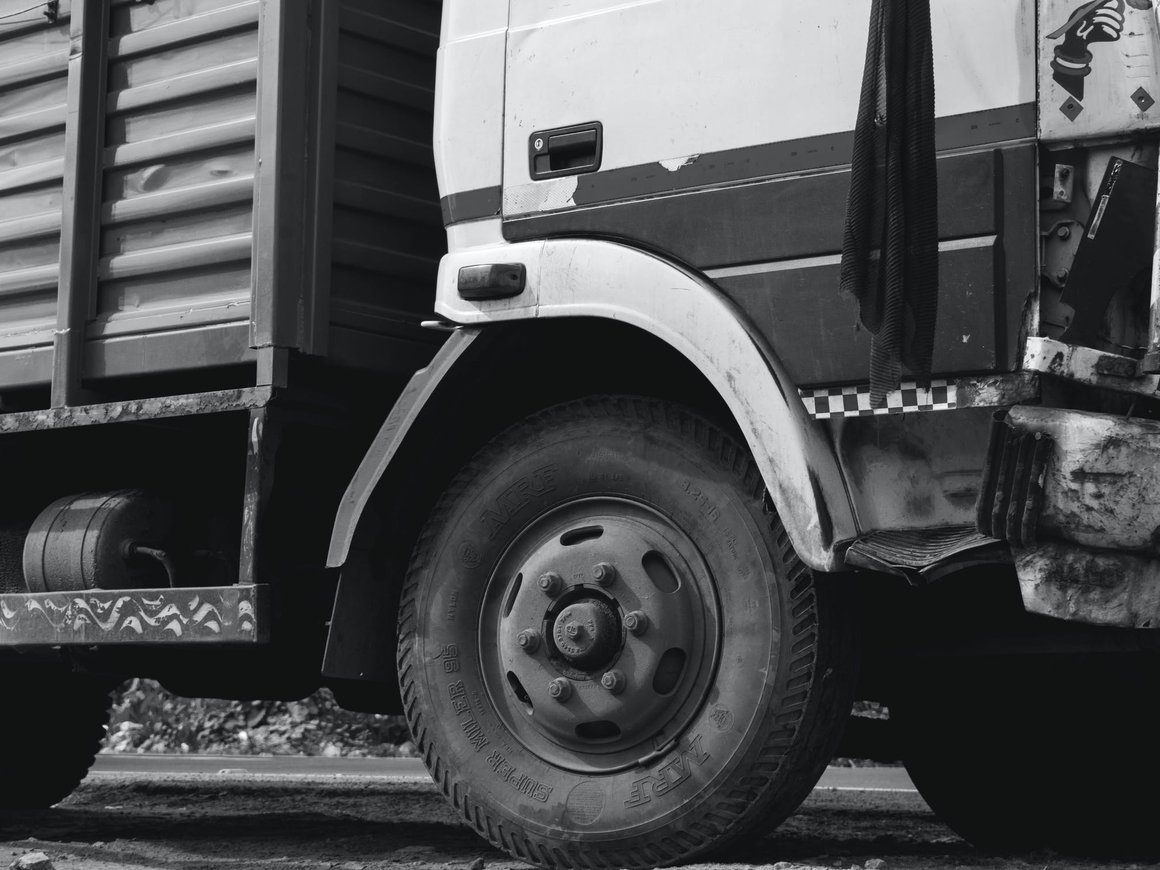 Российская компания BaseTracK запустит беспилотные грузоперевозки между Москвой и Санкт-Петербургом