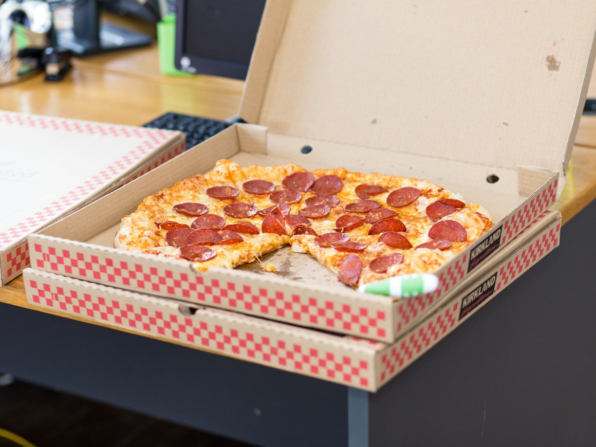 Биткоин бьет рекорды: заказ из двух пицц обошелся программисту в $613 млн