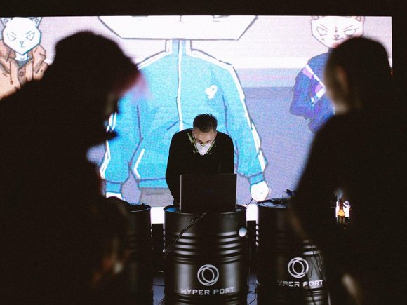 Моушн-дизайнер Brickspacer: «Называй сумму, от которой страшно – это и есть нормальный гонорар»