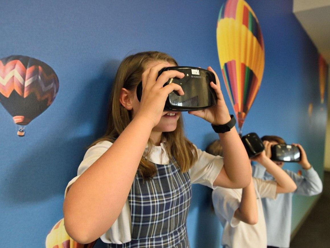 «Ростелеком» и Devar разработали платформу для детей на основе AI и AR