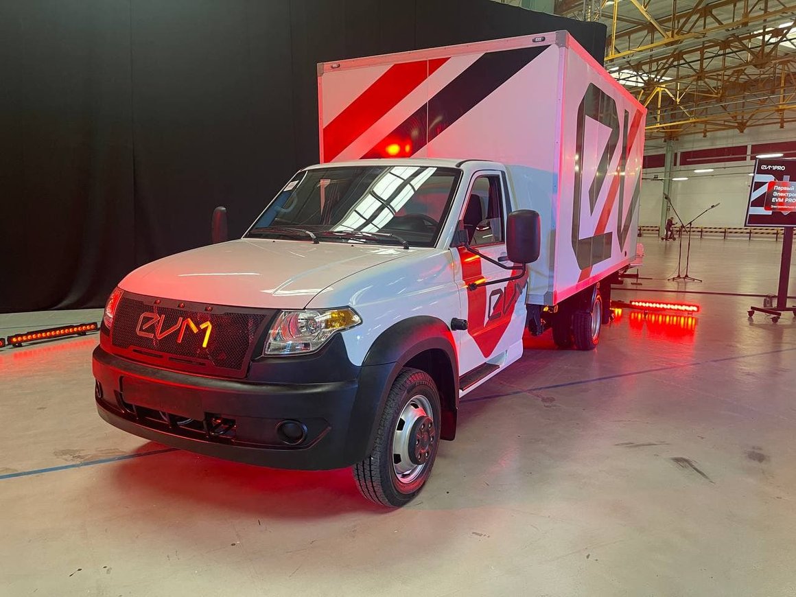 Все о первом российском электрогрузомобиле: как едет, сколько стоит, когда можно купить