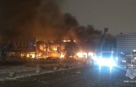 В Подмосковье сгорел гипермаркет OBI в ТЦ «Мега Химки»