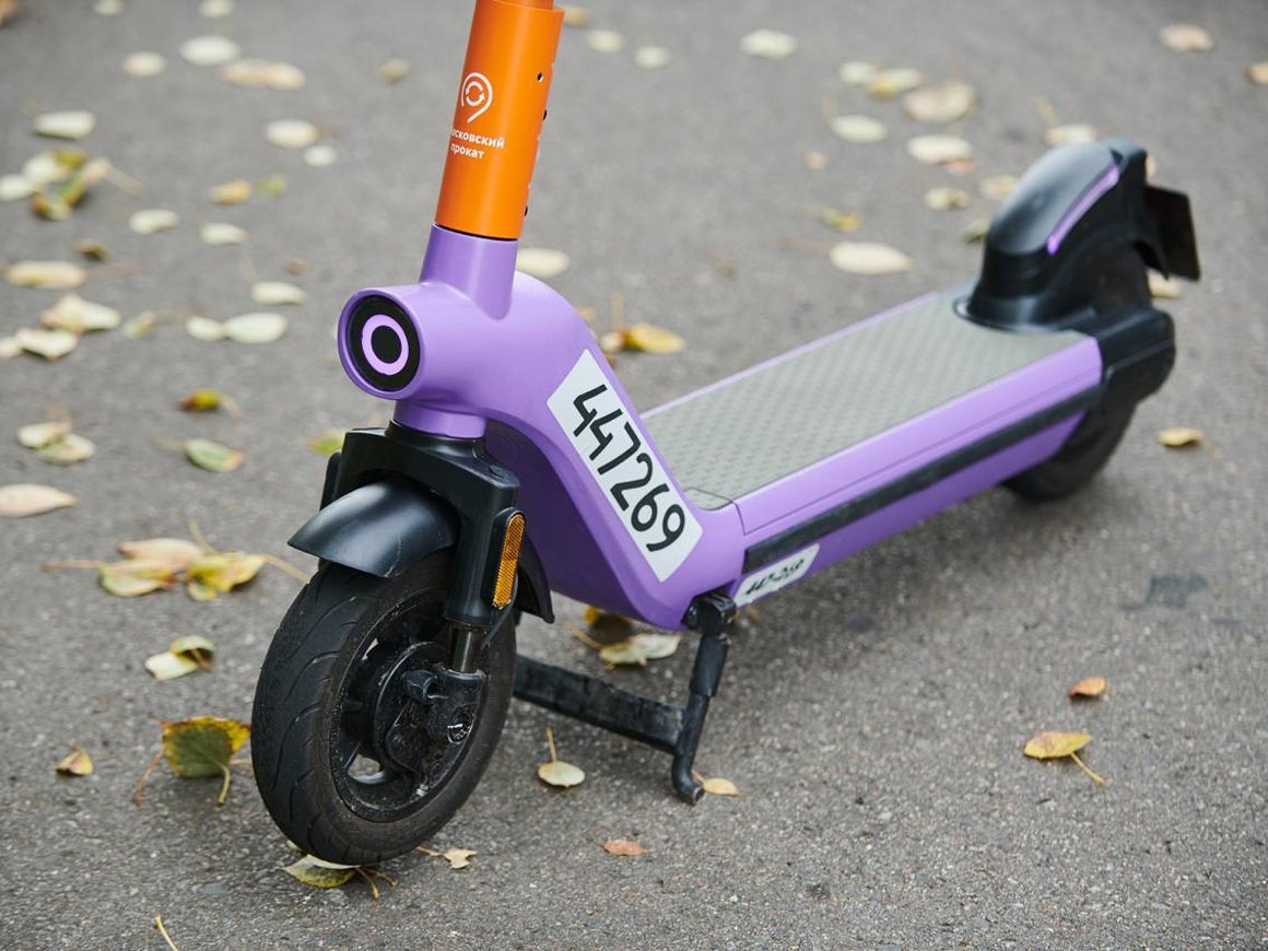 Власти предложили запретить пользоваться электросамокатами до 16 лет