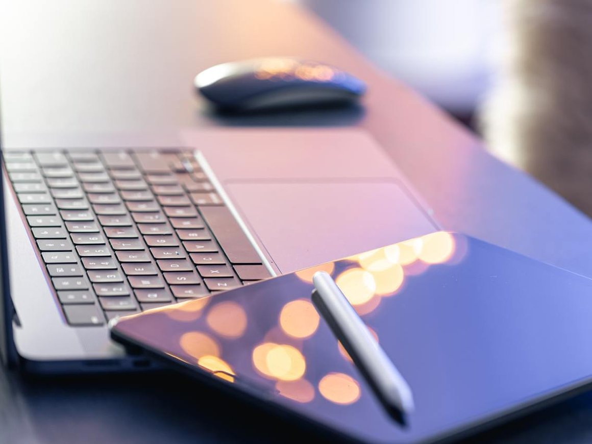 Банк России еще на полгода продлил ограничения на переводы за рубеж