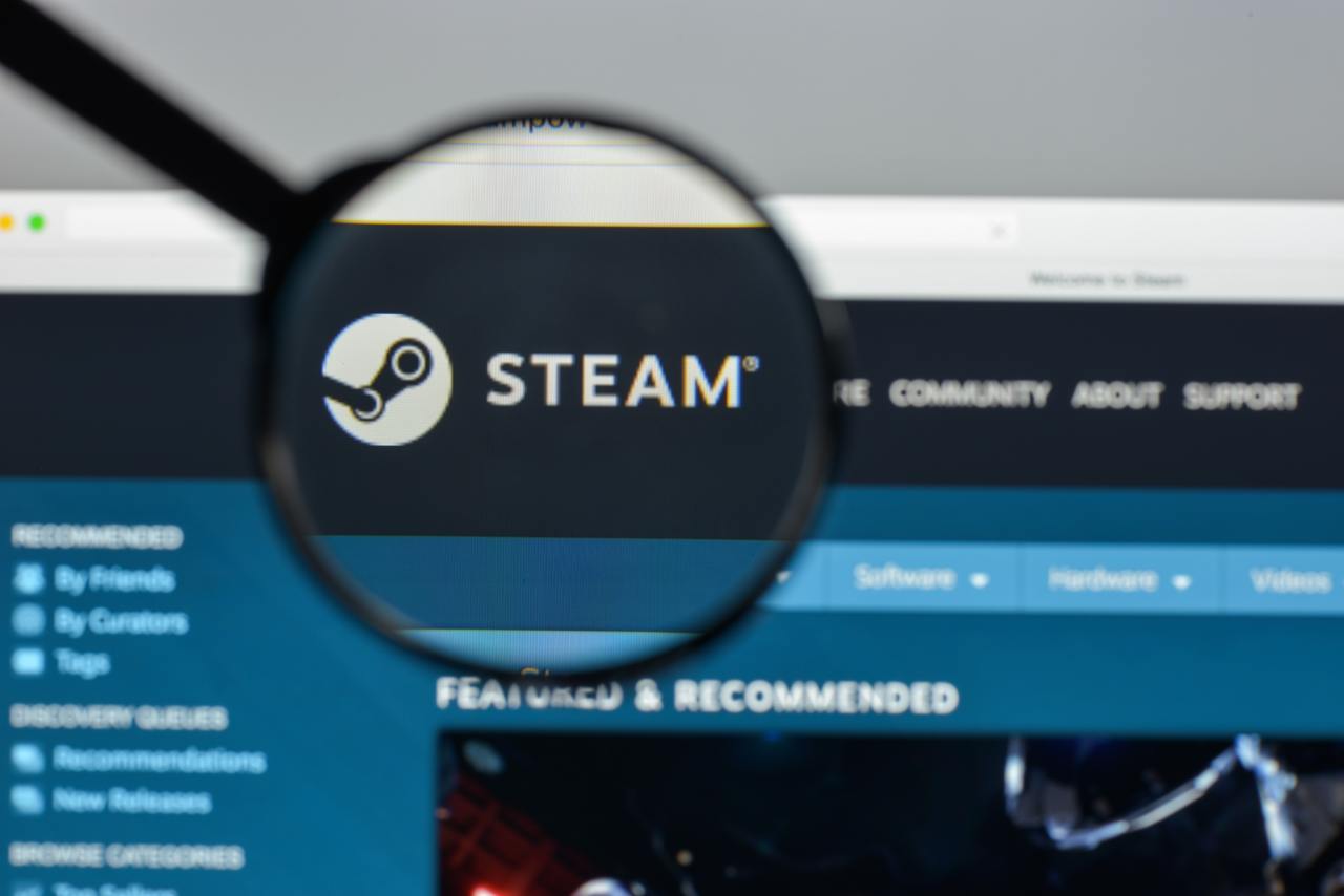 Роскомнадзор сообщил, что Steam удалил запрещенные в России материалы