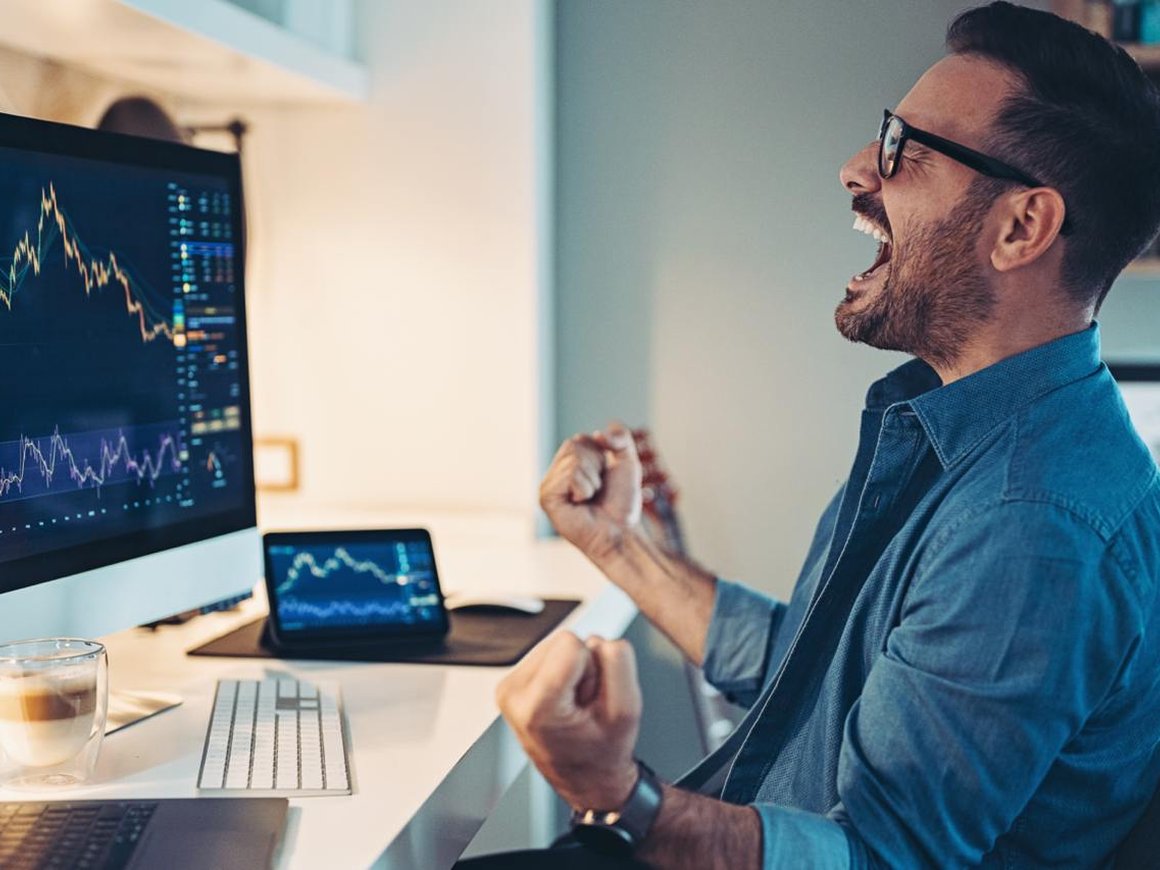 Лучшую доходность на бирже показали инвесторы от 20 до 25 лет