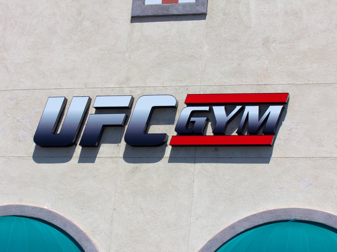 Владельцы World Class откроют в России сеть фитнес-клубов UFC Gym