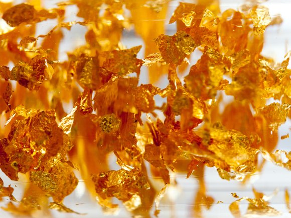 Пожар на складе Wildberries, тайные инвестиции Абрамовича, новое месторождение золота в РФ: главное 13 января