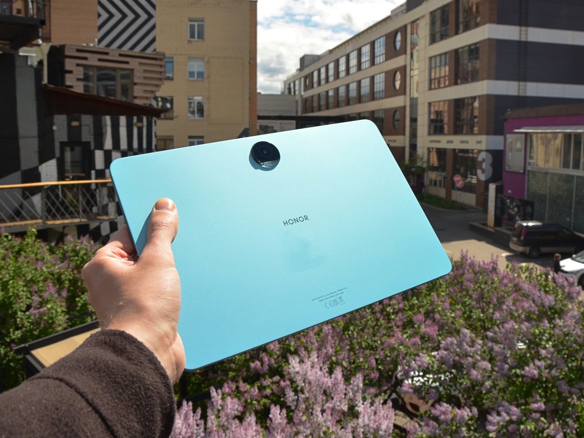 Живет сегодняшним днем: обзор Honor Pad 9