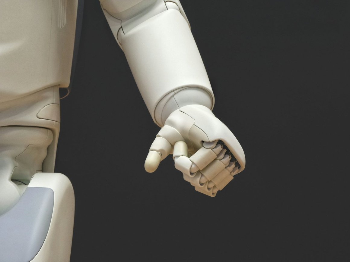 Эксперимент: что произойдет, если предприниматель будет следовать советам от чат-бота