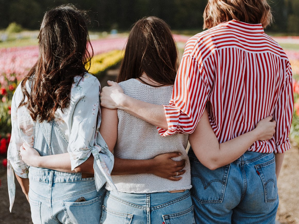 Фонд Маши Дроковой вложился в приложение Squad для девочек-подростков