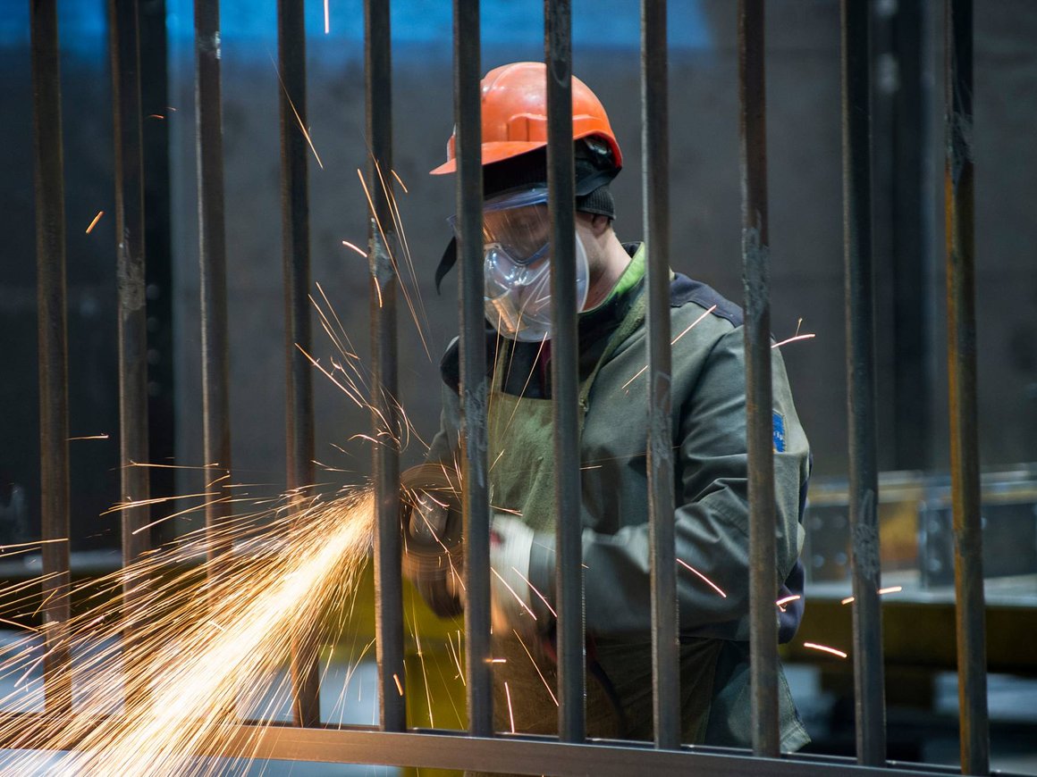 В России средний возраст работника увеличился почти на два года за 10 лет