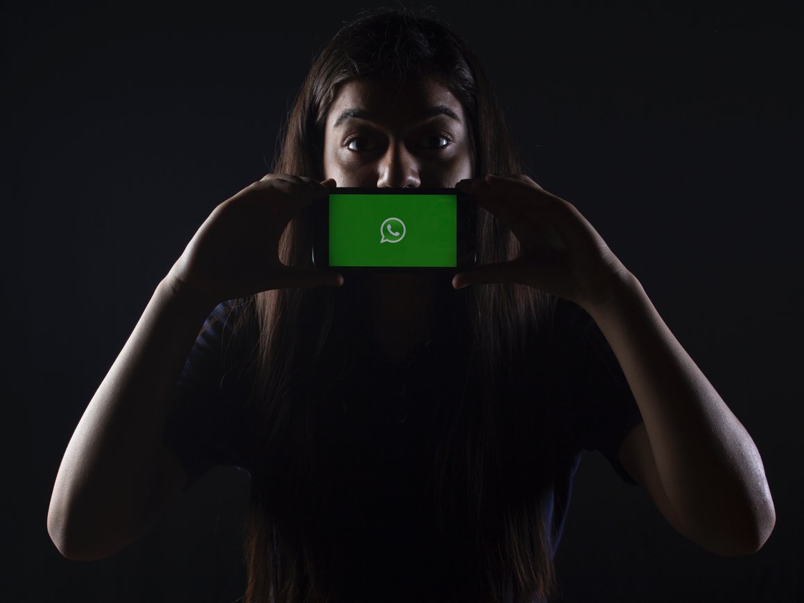WhatsApp обнаружил уязвимость — она позволяла устанавливать софт для слежки