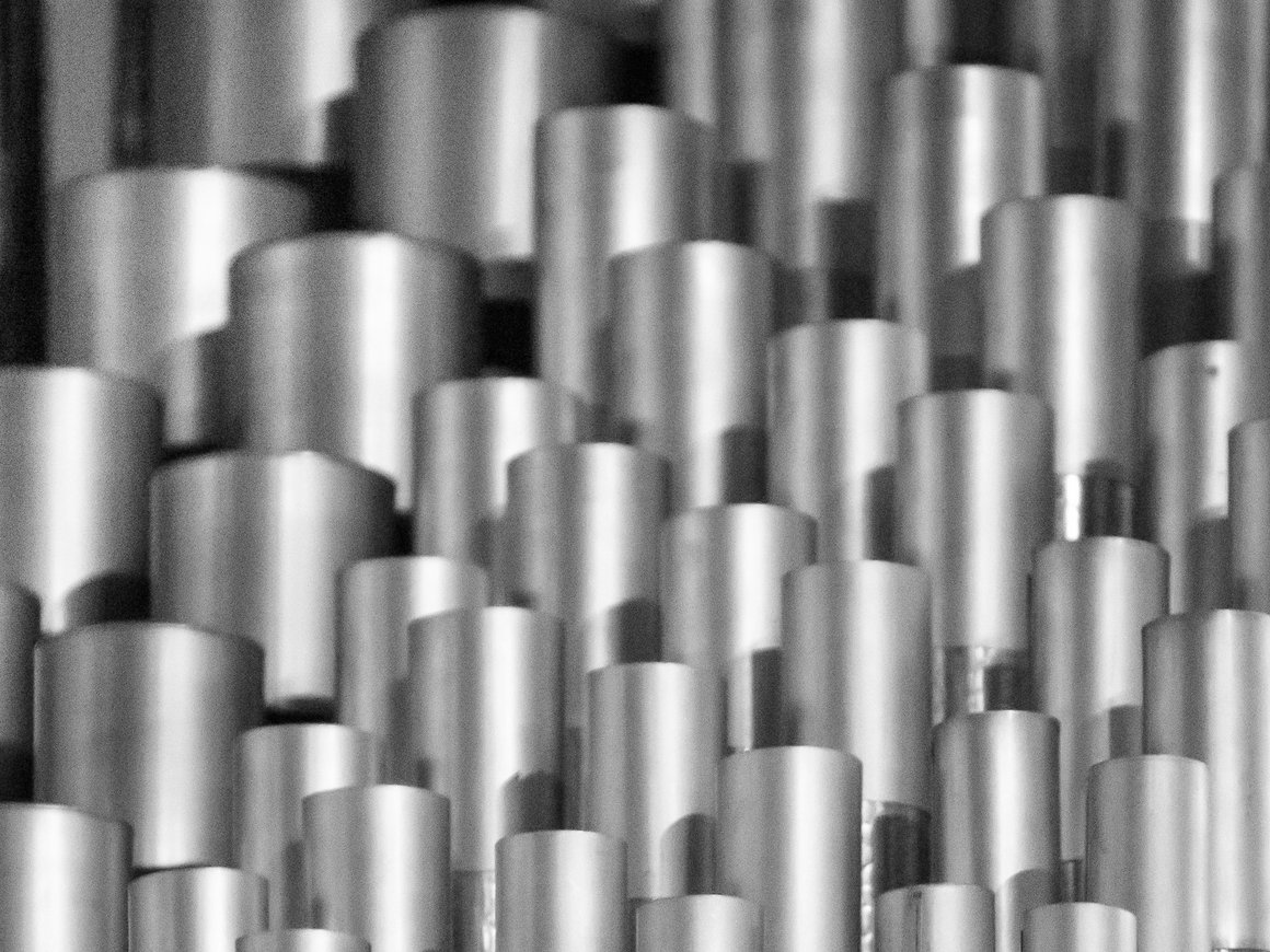 США и Англия ограничили ввоз и торговлю на бирже алюминием, медью и никелем из РФ