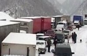 Транскавказская магистраль закрыта из-за лавин на неопределенное время