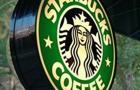 Starbucks меняет руководство и содержание