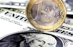 Доллар отыгрался на падении евро