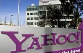 Поглощение Yahoo! отложено на неопределенный срок