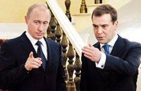 Путин и Медведев начали делить дачи и кабинеты