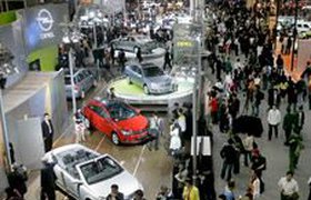 В Пекине проходит выставка автомобильных "клонов". Фоторепортаж