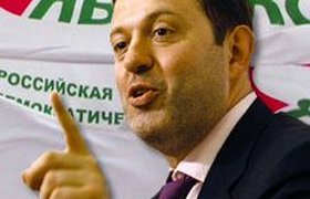 Олег Митволь хочет реформировать "Яблоко"