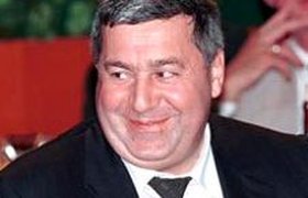 Гуцериев продал половину "Русснефти" за $100 млн