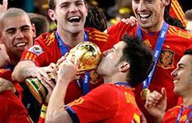 Кубок мира по футболу впервые выиграла Испания. ФОТО