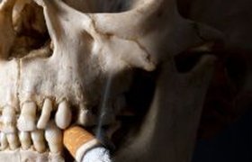 Россия лидирует по числу курильщиков в мире, выяснила ВОЗ
