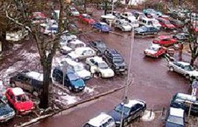 Собянин поручил создать парковки во дворах