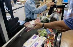 За год цены на продовольствие взлетели на треть