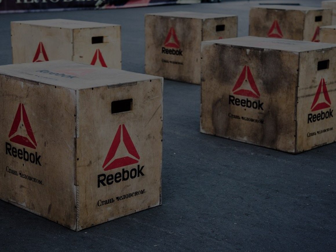 «Это ад. У меня все». Как в соцсетях отреагировали на рекламную кампанию Reebok