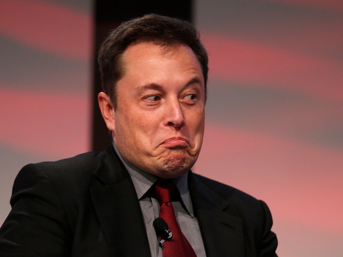 WSJ: Власти США начали проверку заявления Маска о возможности выкупа акций Tesla