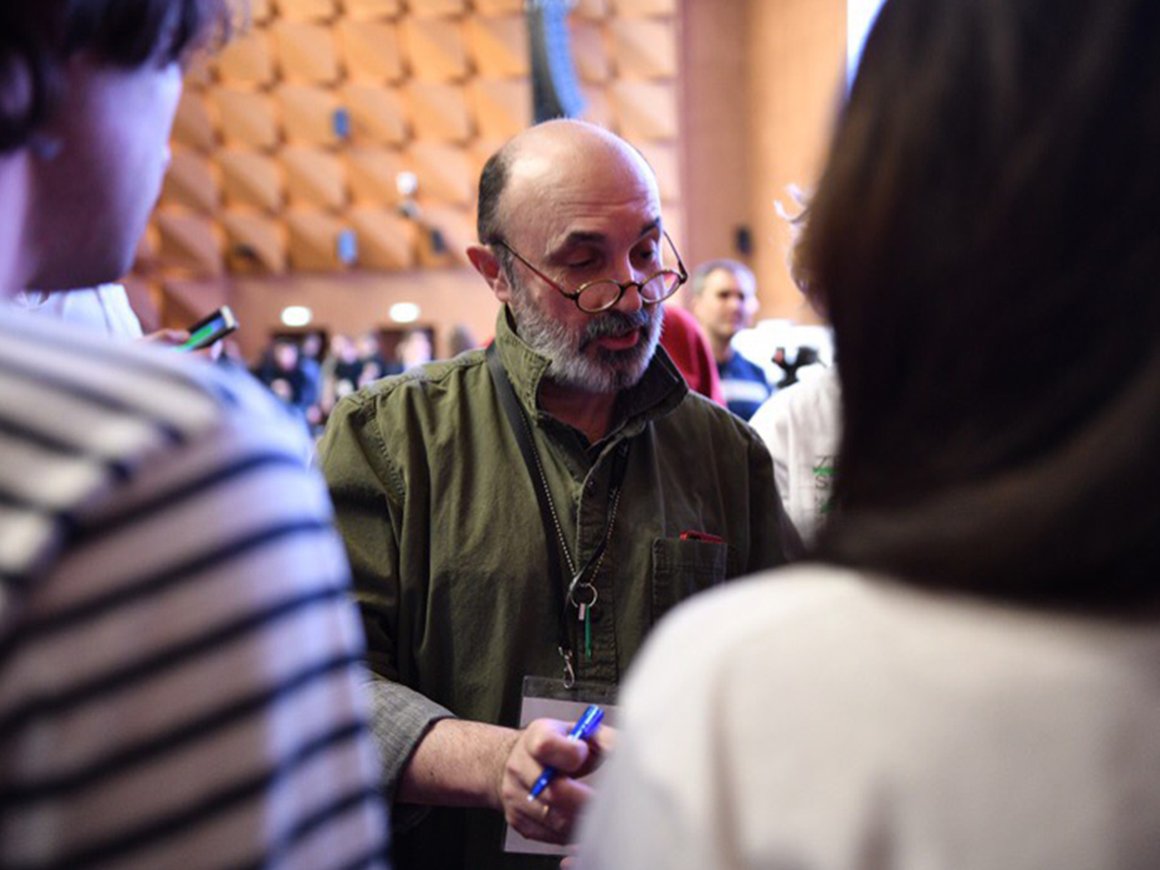 «Первый сезон был очень малобюджетный». Режиссер «Игры престолов» — о съемках сериала и влиянии Тарковского