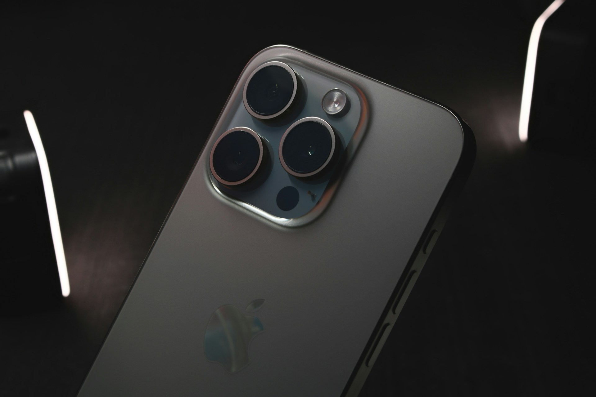 Индонезия запретила продавать в стране iPhone 16