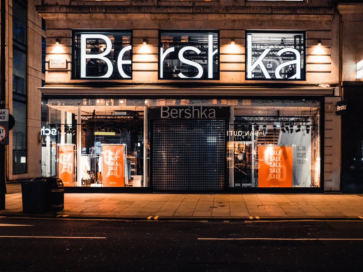 40% россиян готовы покупать иностранные бренды под новыми названиями — исследование