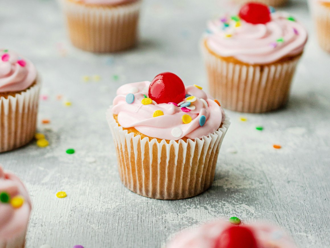 Сооснователь приложения по поиску нянь «Под присмотром» вложил 5 млн рублей в маркетплейс для кондитеров