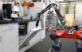 Исследователи учат роботов открывать двери без помощи человека