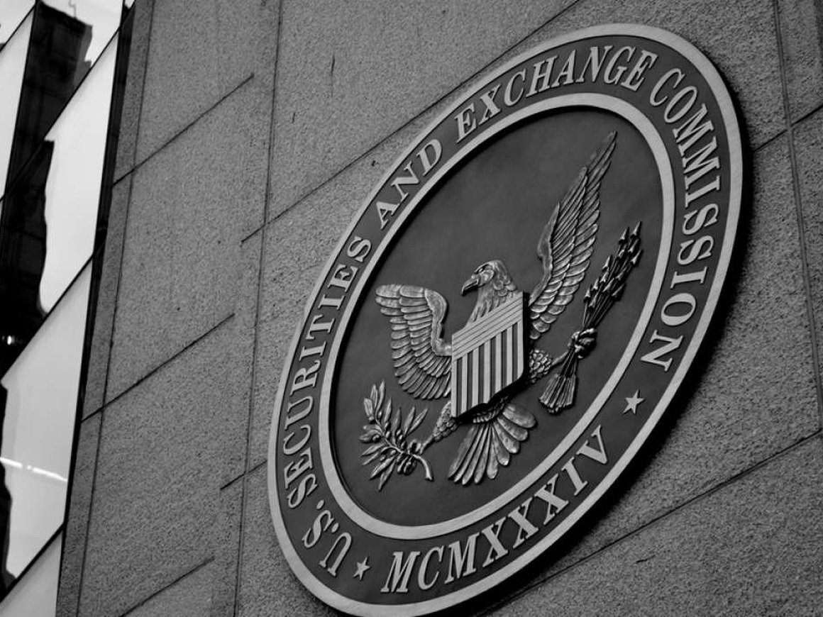 Комиссия по ценным бумагам США оштрафовала боксера Флойда Мейвезера и DJ Khaled за рекламу ICO