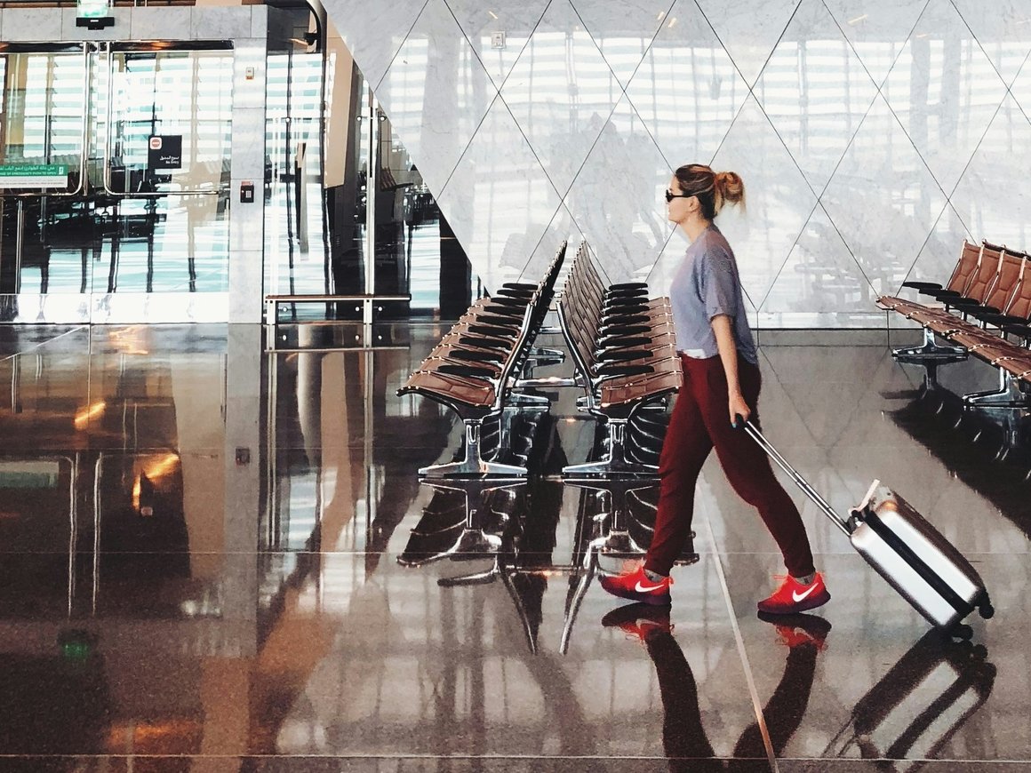 Автоматический паспортный контроль появится во Внуково и Кольцово в 2024 году